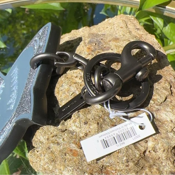 NWT Coach Sharky Bag Charm 30071 - Picture 6 of 10